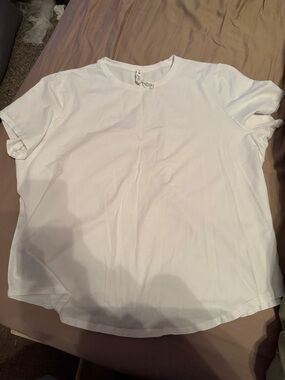 Lululemon love crew T-shirt size 20
